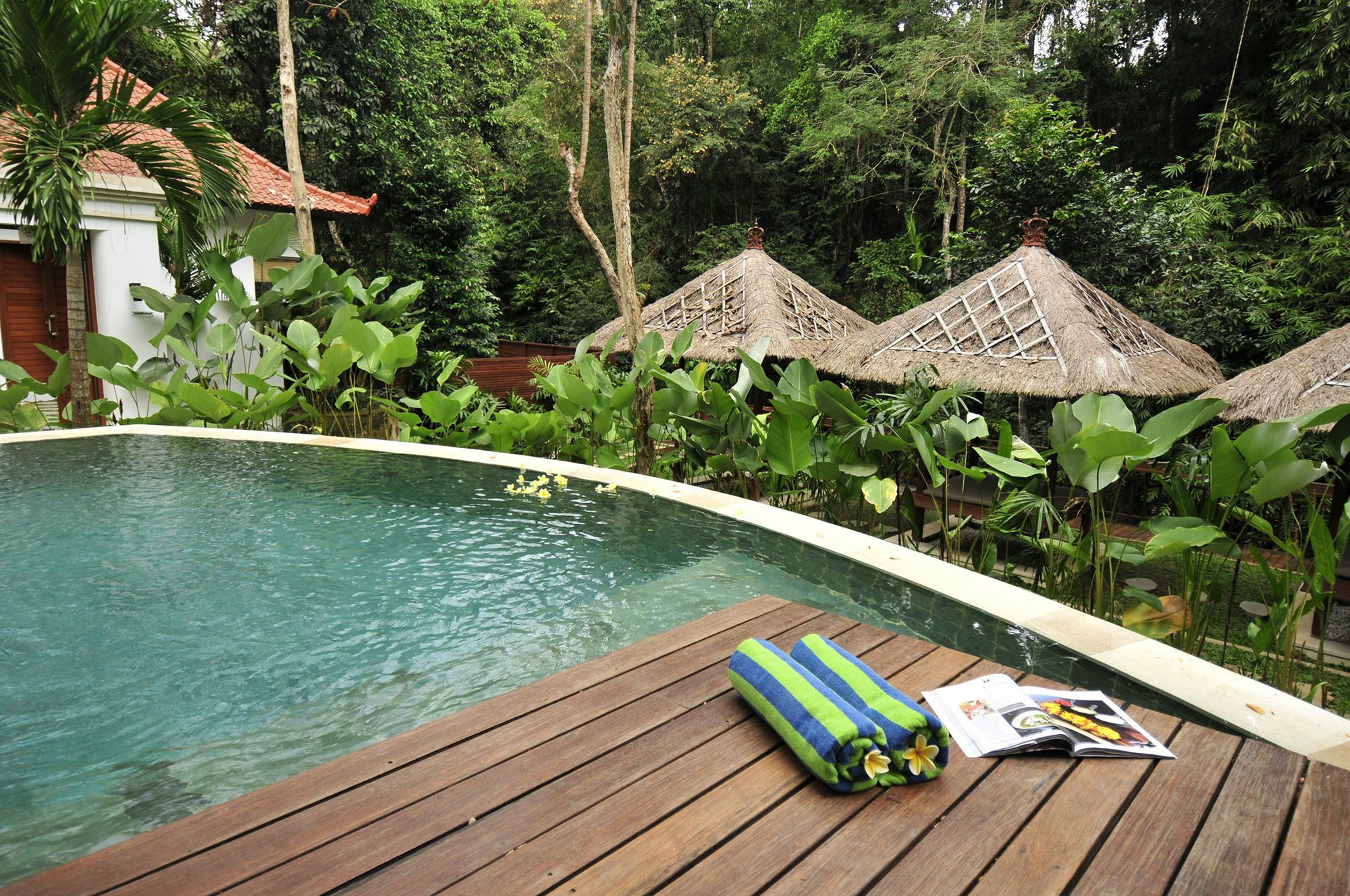 The Luku Villa Buwit Extérieur photo